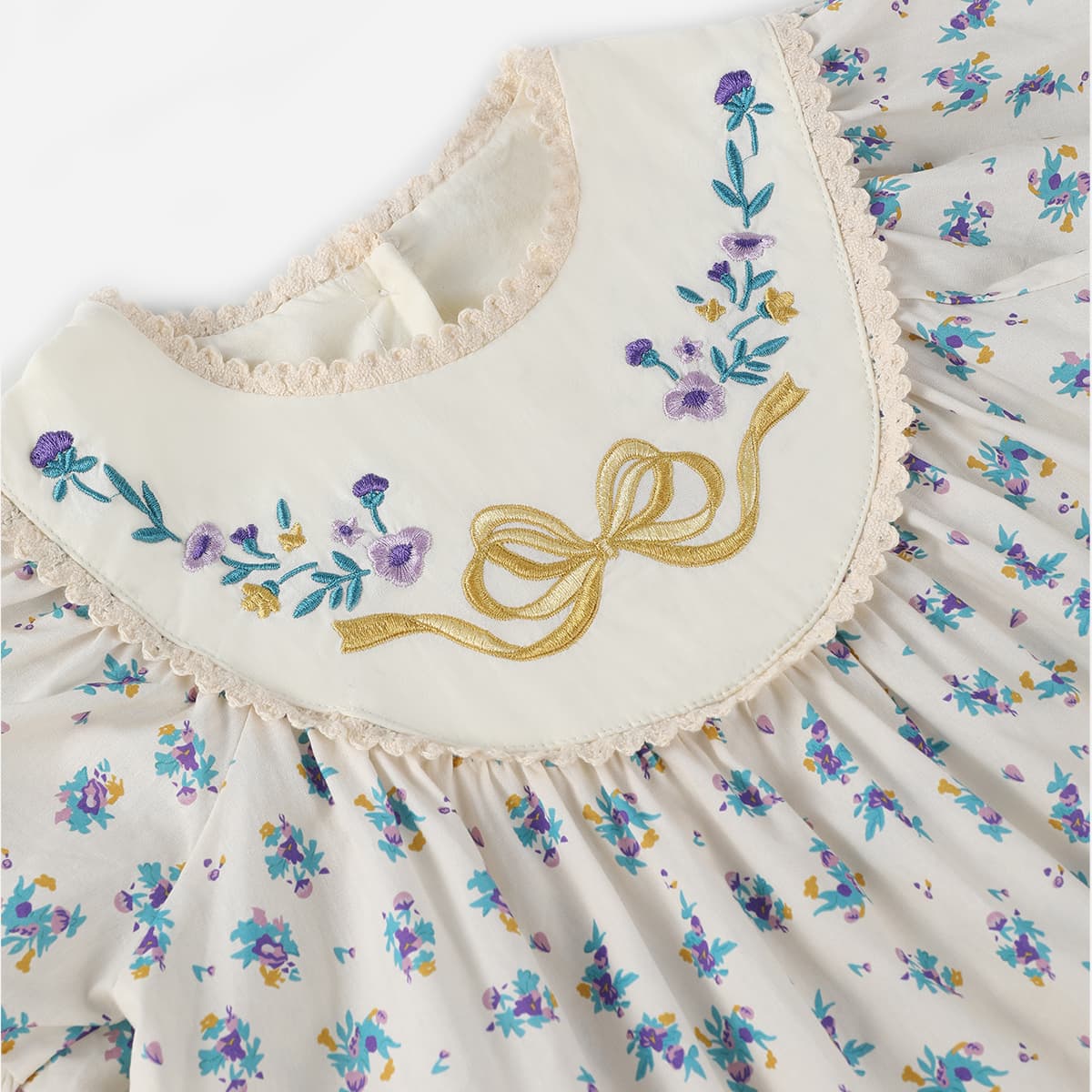 Flutter Sleeve Bow Embroidery French Dress Girl