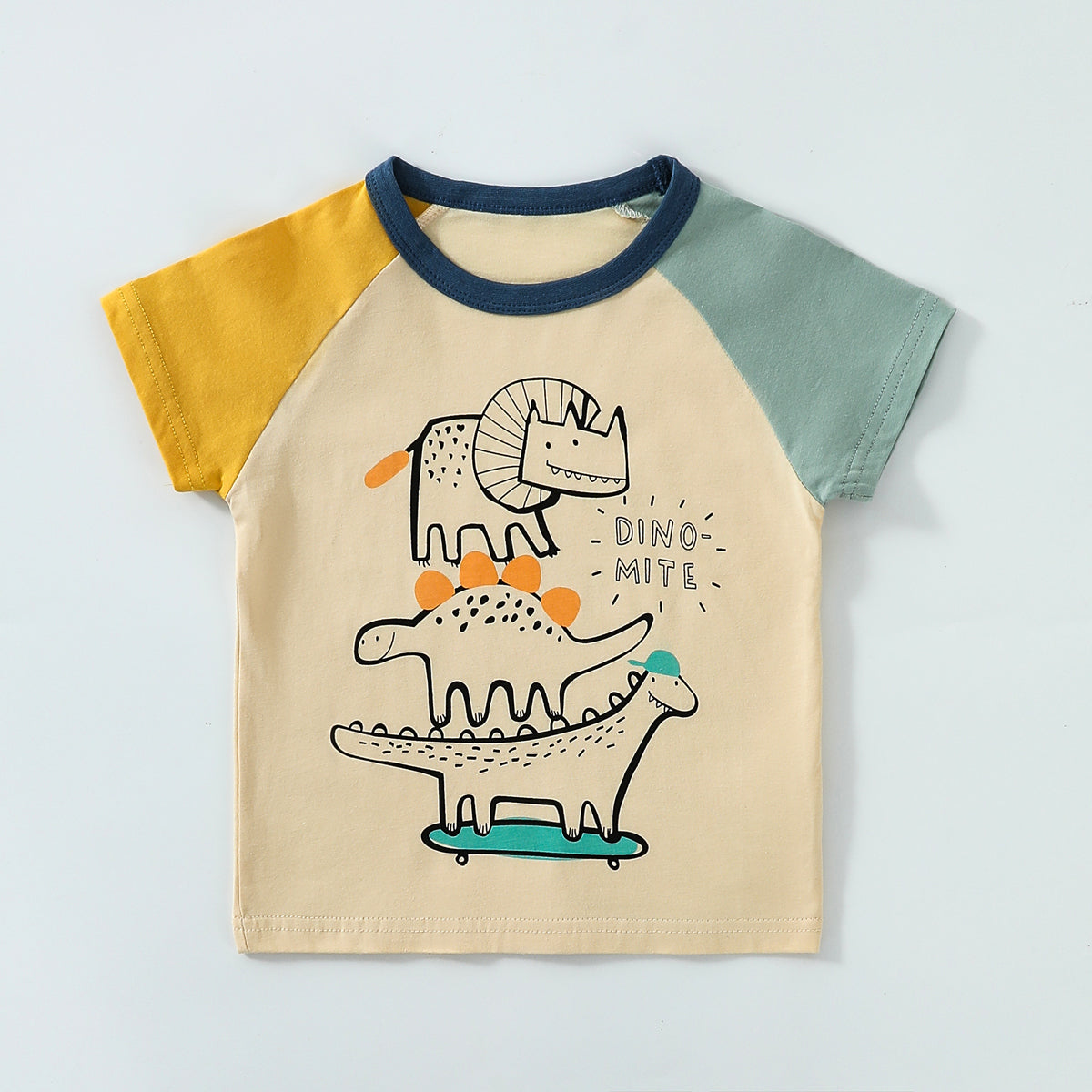 تي شيرت راجلان بأكمام قصيرة