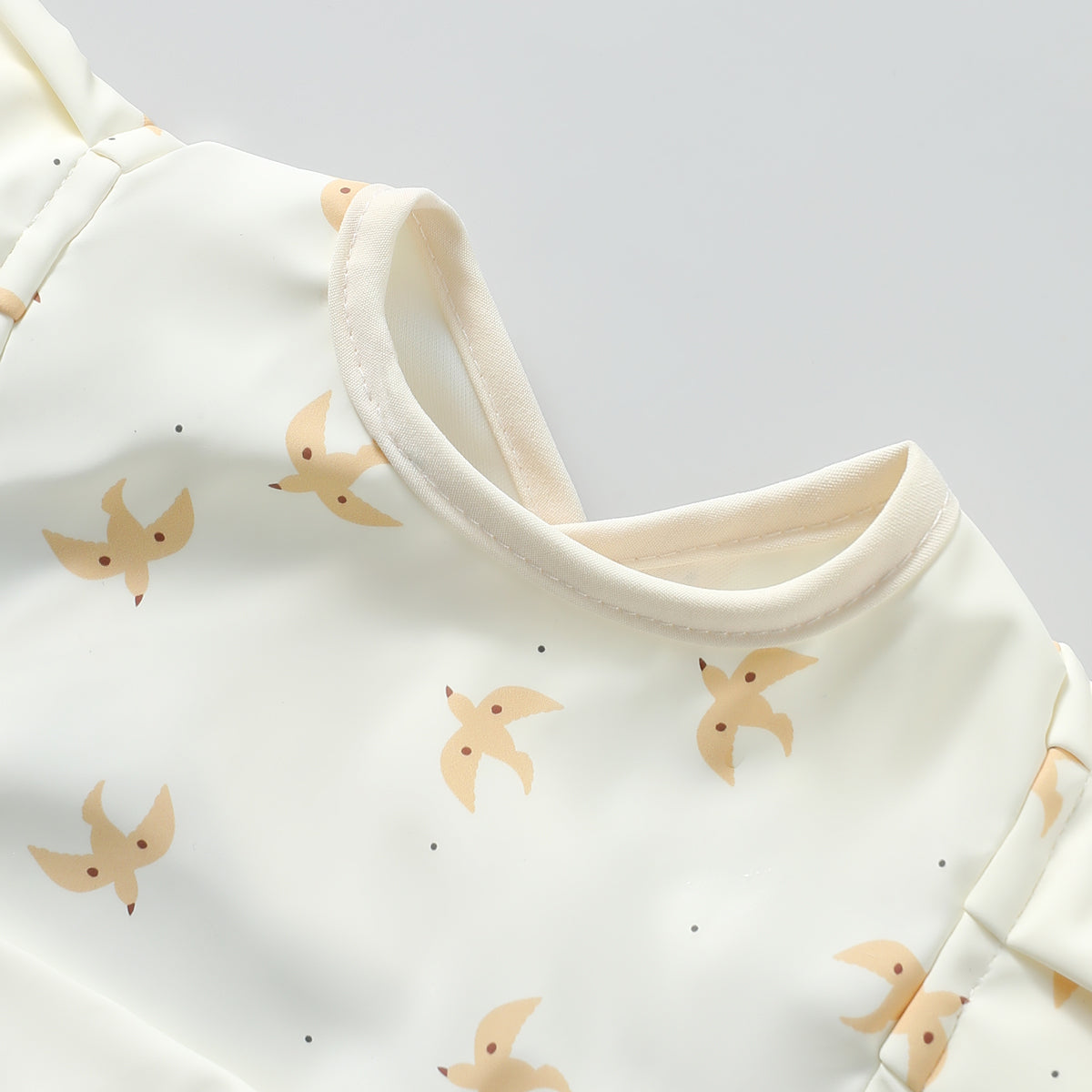 Wing-shaped Drool Bib