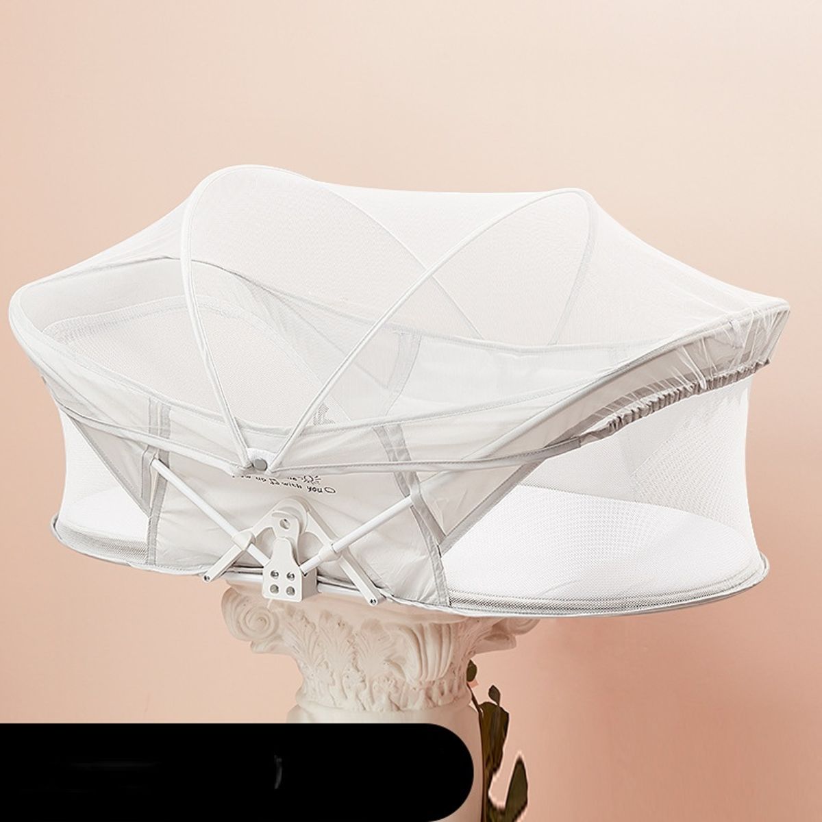 Foldable Portable Newborn Crib with Bionic Design