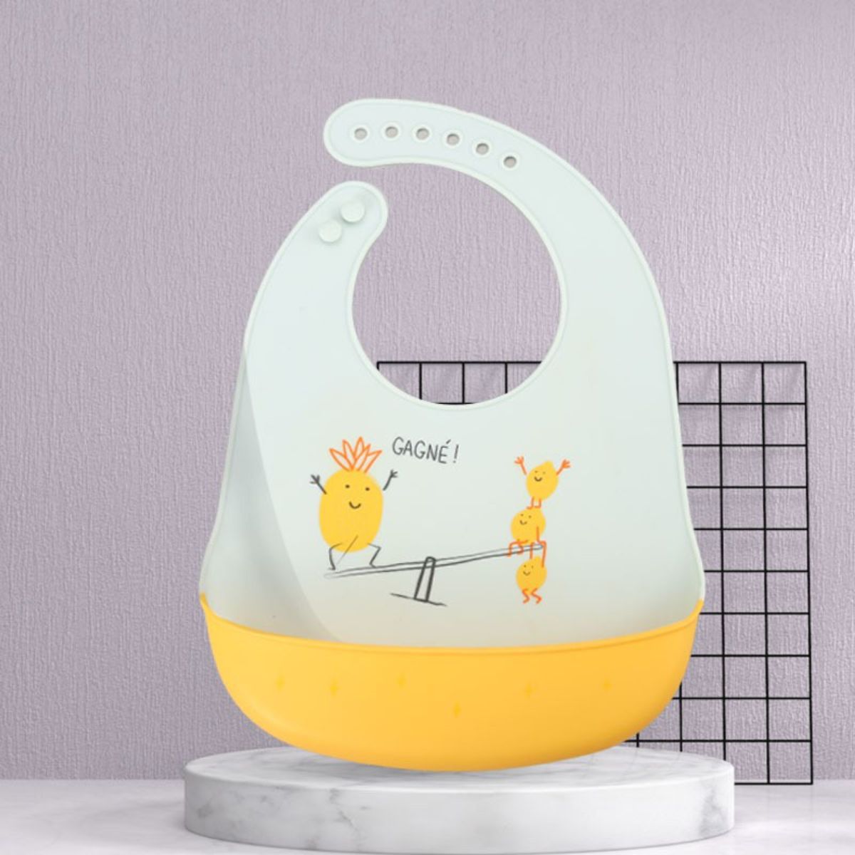 Dustproof waterproof baby silicone bibs