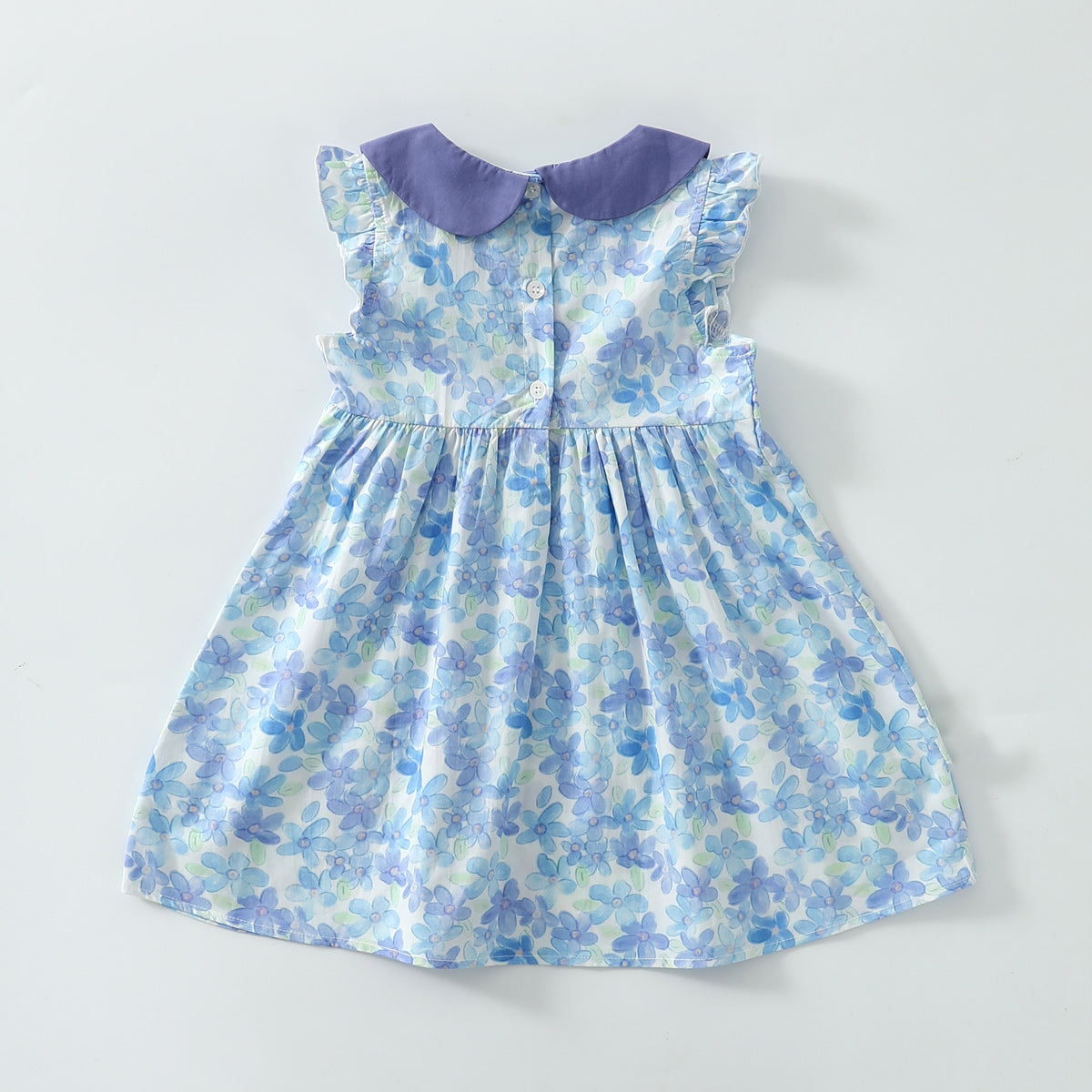 فستان قصير بأكمام طائرة على الطراز الريفي