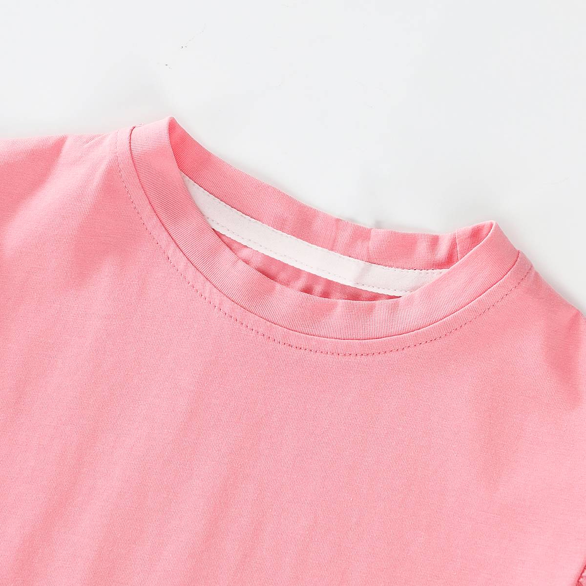 تي شيرت بناتي بأكمام طويلة بلون سادة