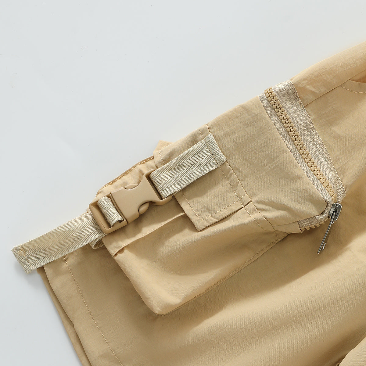 Cropped cargo shorts