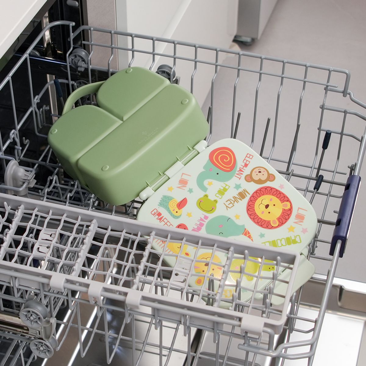 Microwave and Leak-Proof Student Lunch Box