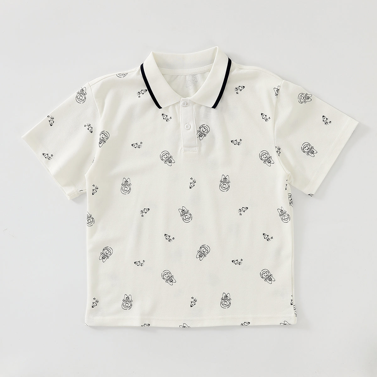 قميص بولو بأكمام قصيرة لرائد فضاء