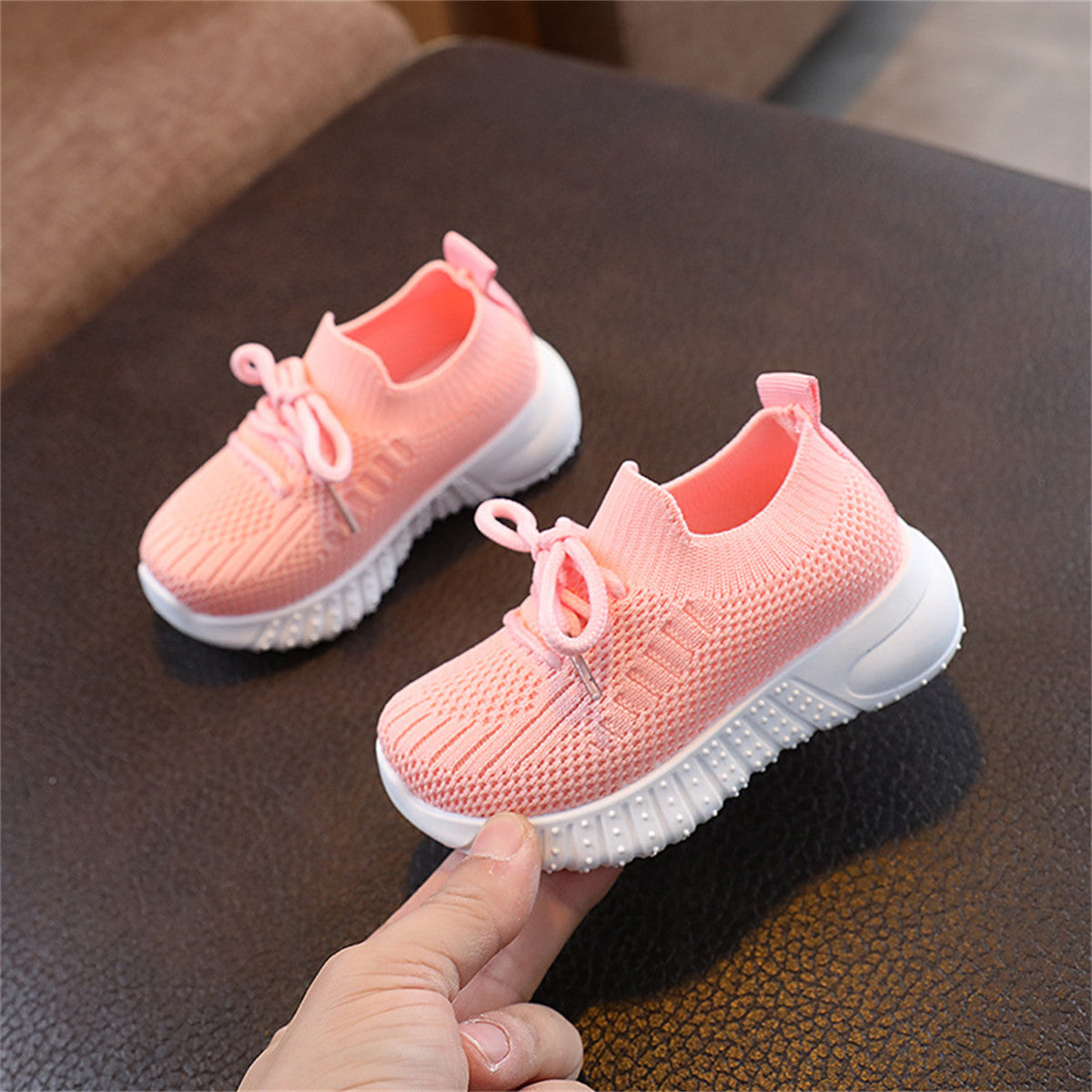 Children's solid color slip-on comfortable sports shoes