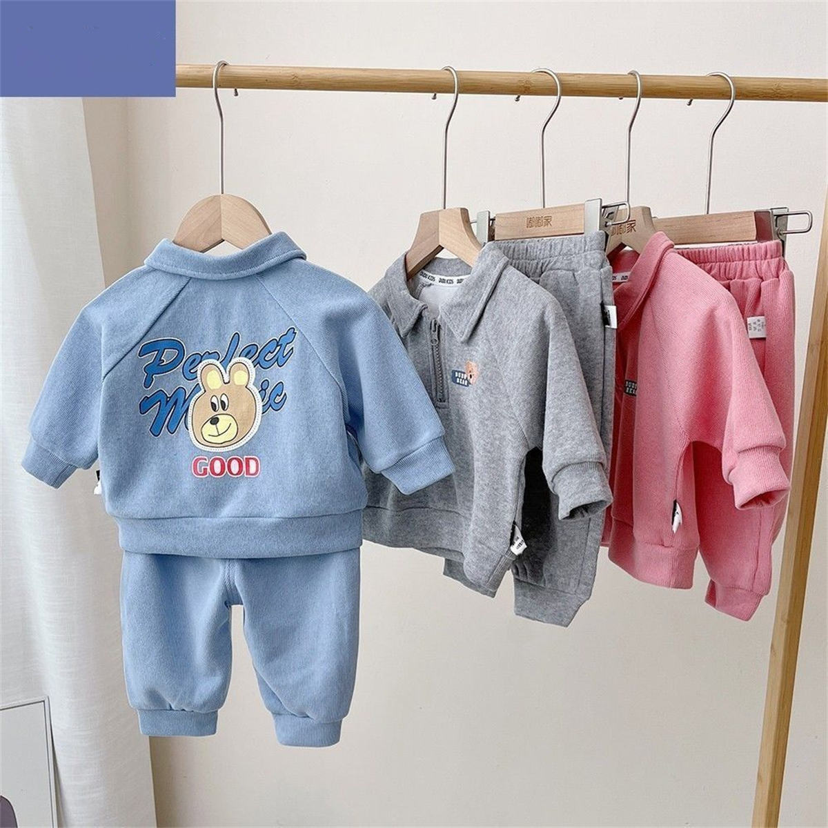 Infant and Toddler Sports Spring and Autumn Two-Piece Sweater Set