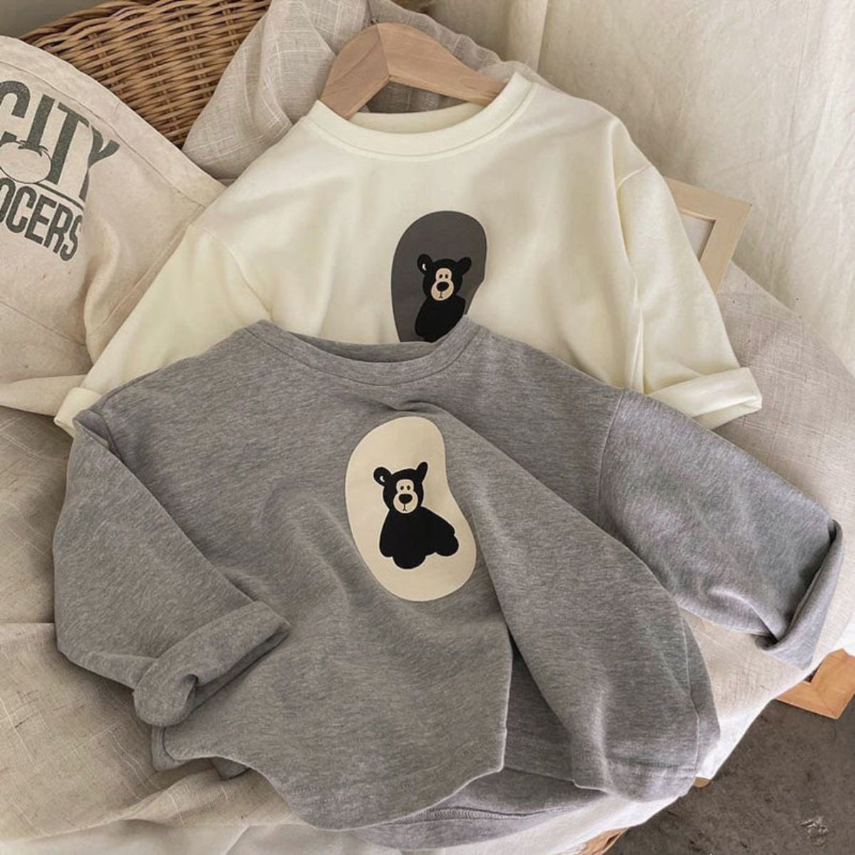 Children's spring and autumn new cartoon round neck long-sleeved T-shirt casual boys and girls baby pure cotton bottoming shirt