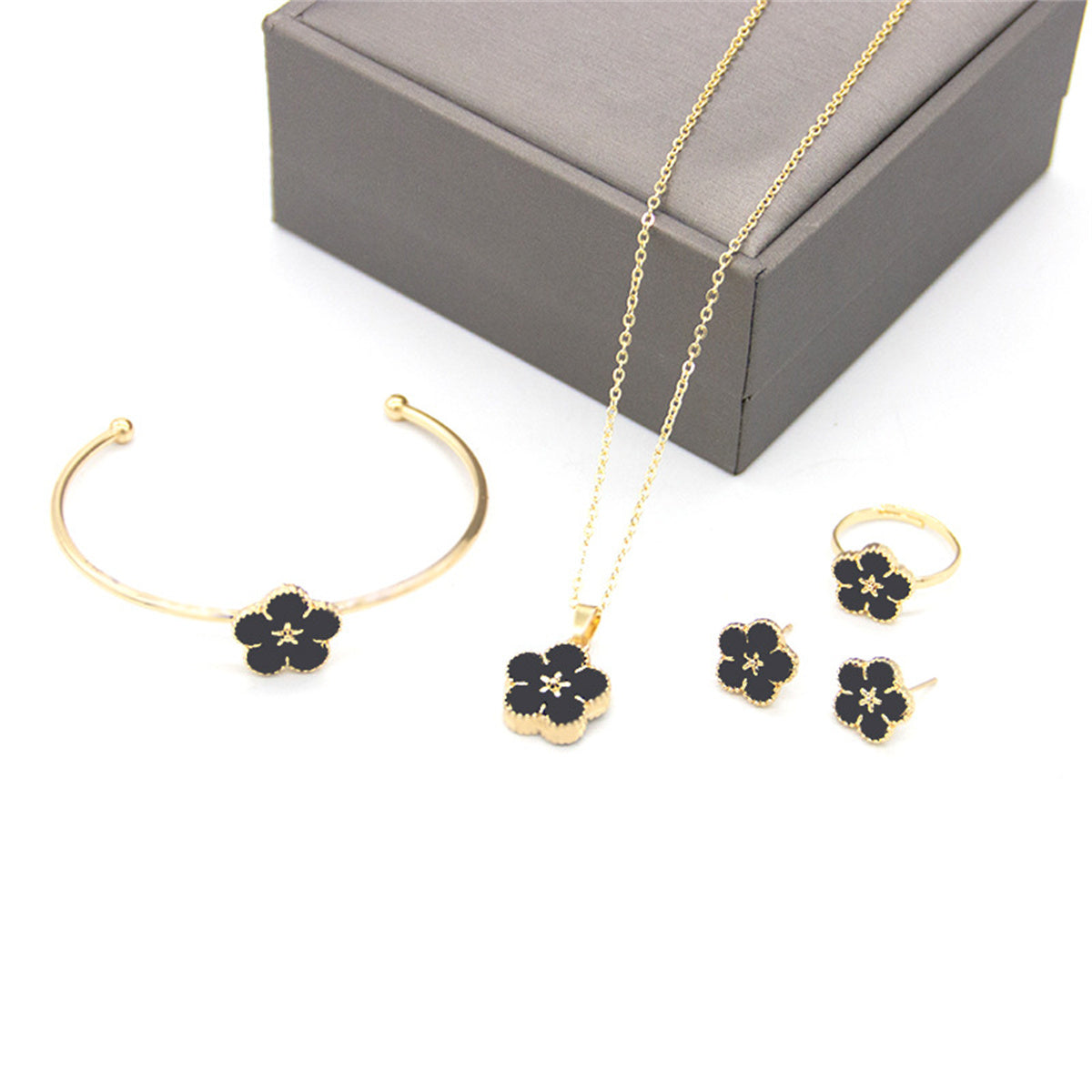 Children's 4-piece four-leaf clover jewelry set