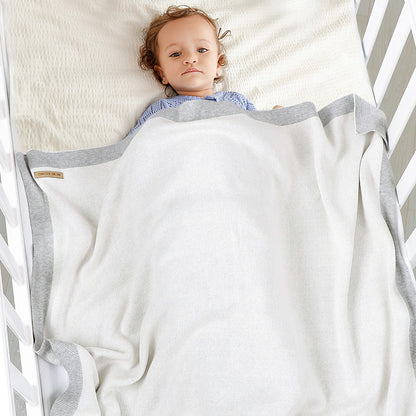 بطانية محبوكة