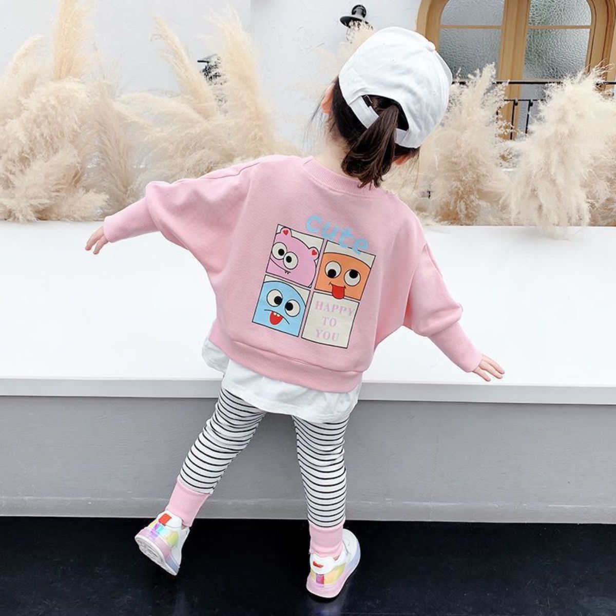 New spring and autumn clothes for baby girls, girls' suits, girls' clothes, fashionable two-piece suits for little girls