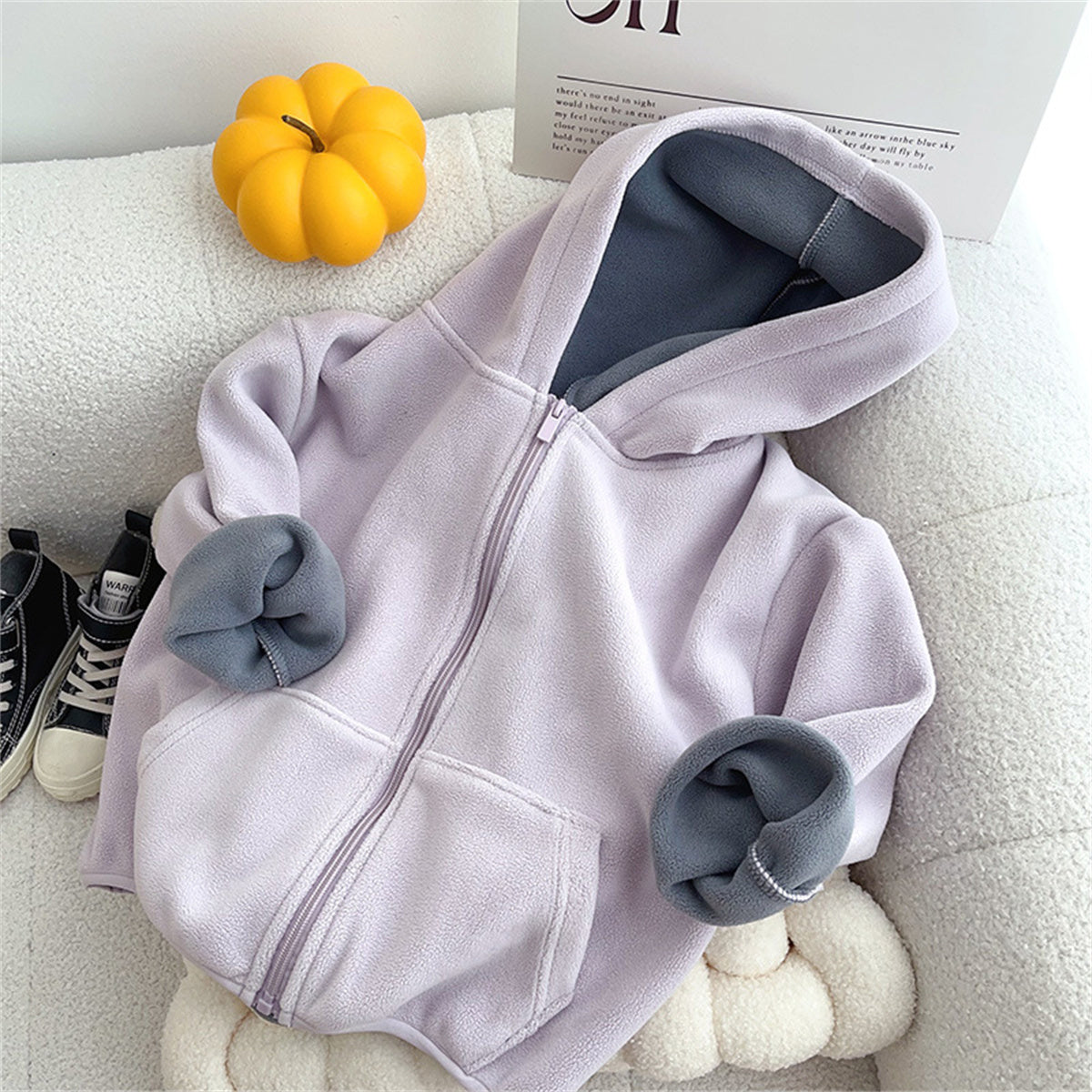 Thickened warm tops for middle and large children in autumn and winter, casual hooded outerwear