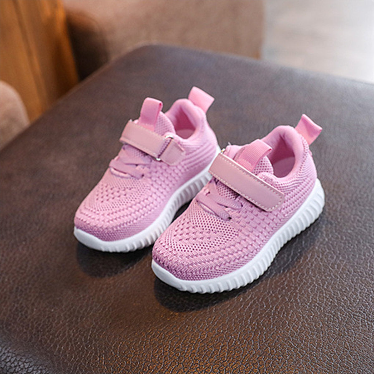 Children's and boys' solid color simple style flying woven sports shoes