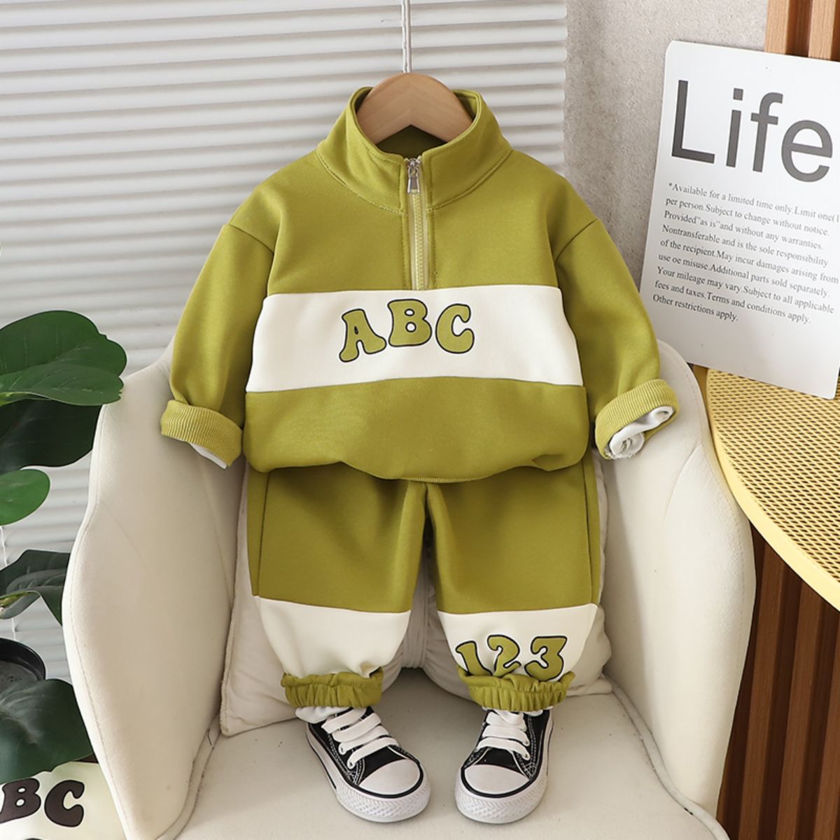 Children's autumn suit new style stand collar boy sports style baby clothes long sleeve fashionable small and medium children two-piece suit trendy