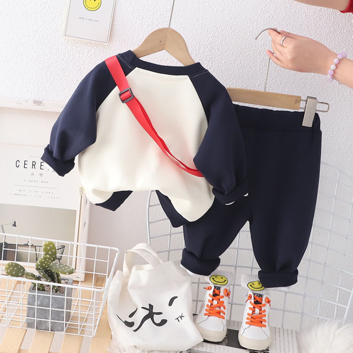 Boys sweater suit autumn children&#39;s sports children&#39;s clothing street fashion autumn backpack spring and autumn style