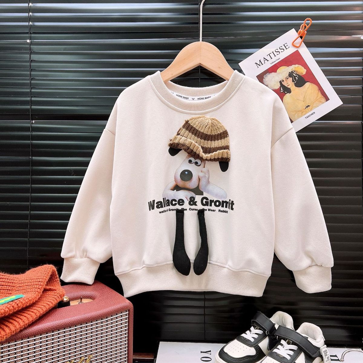 Children's sweatshirt autumn and winter style small and medium children's autumn sweatshirt boys autumn tops