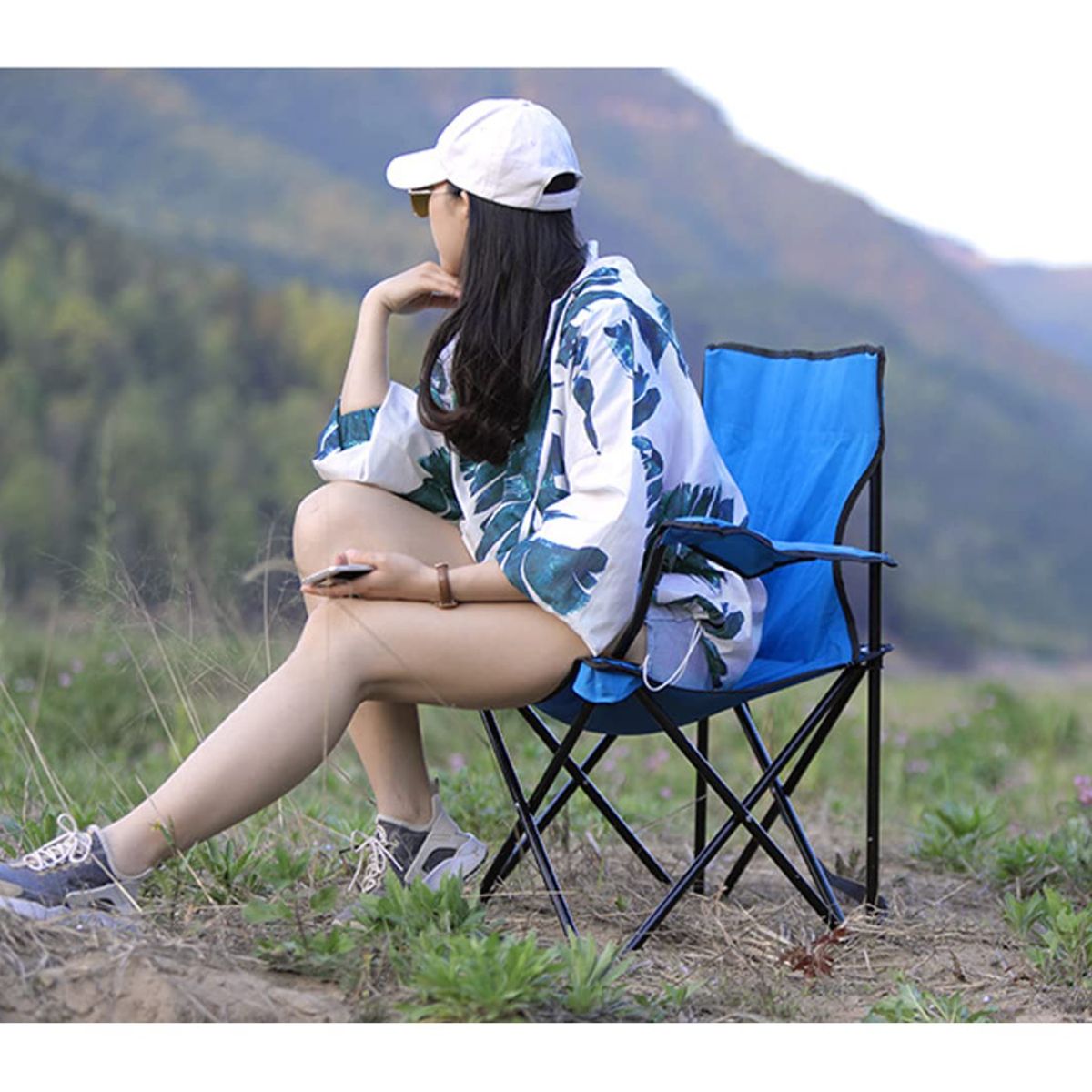 Outdoor folding chairs Camping backrest Portable tables and chairs Camping chairs Fishing folding chairs Armrests Beach chairs