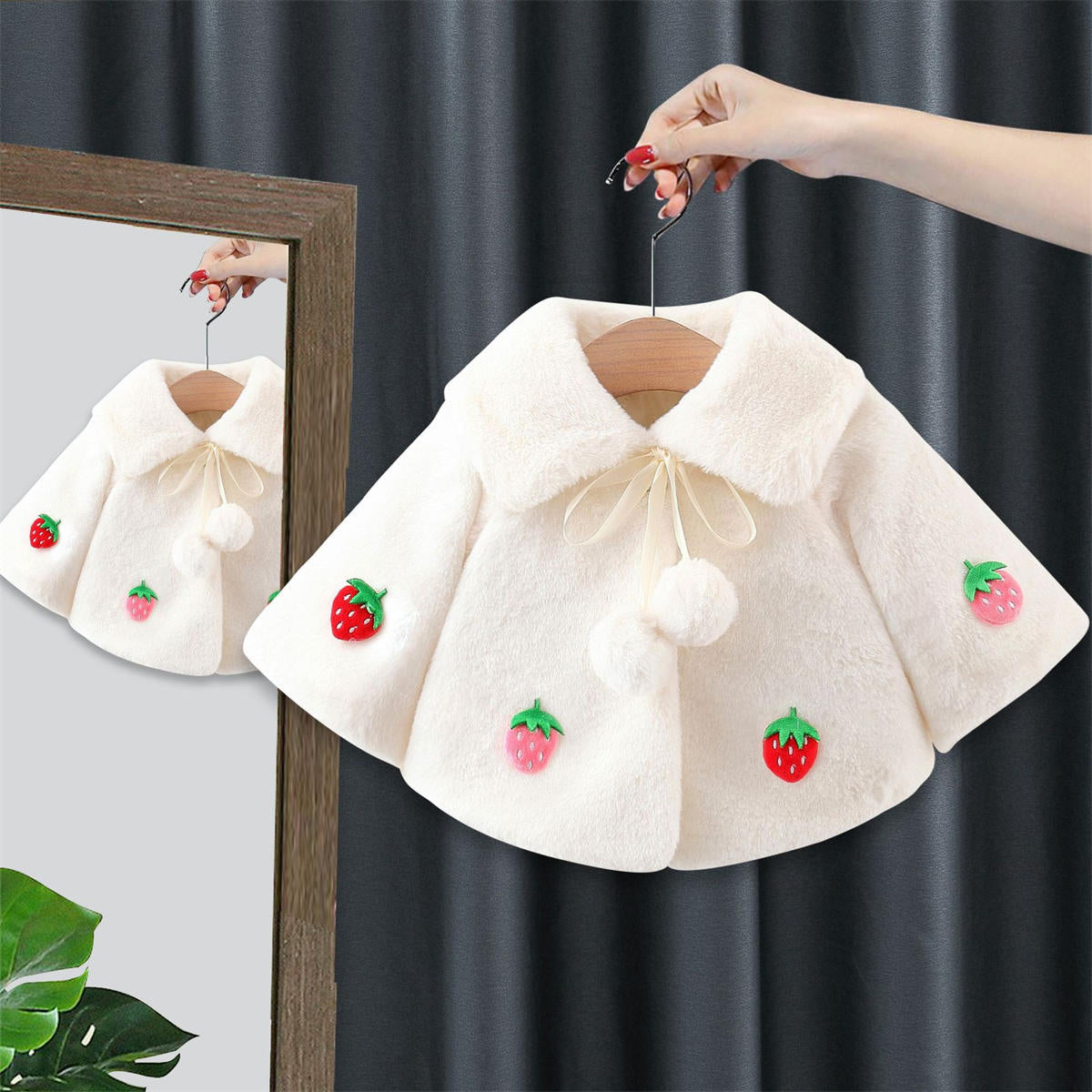 Baby girl autumn and winter thick strawberry cape