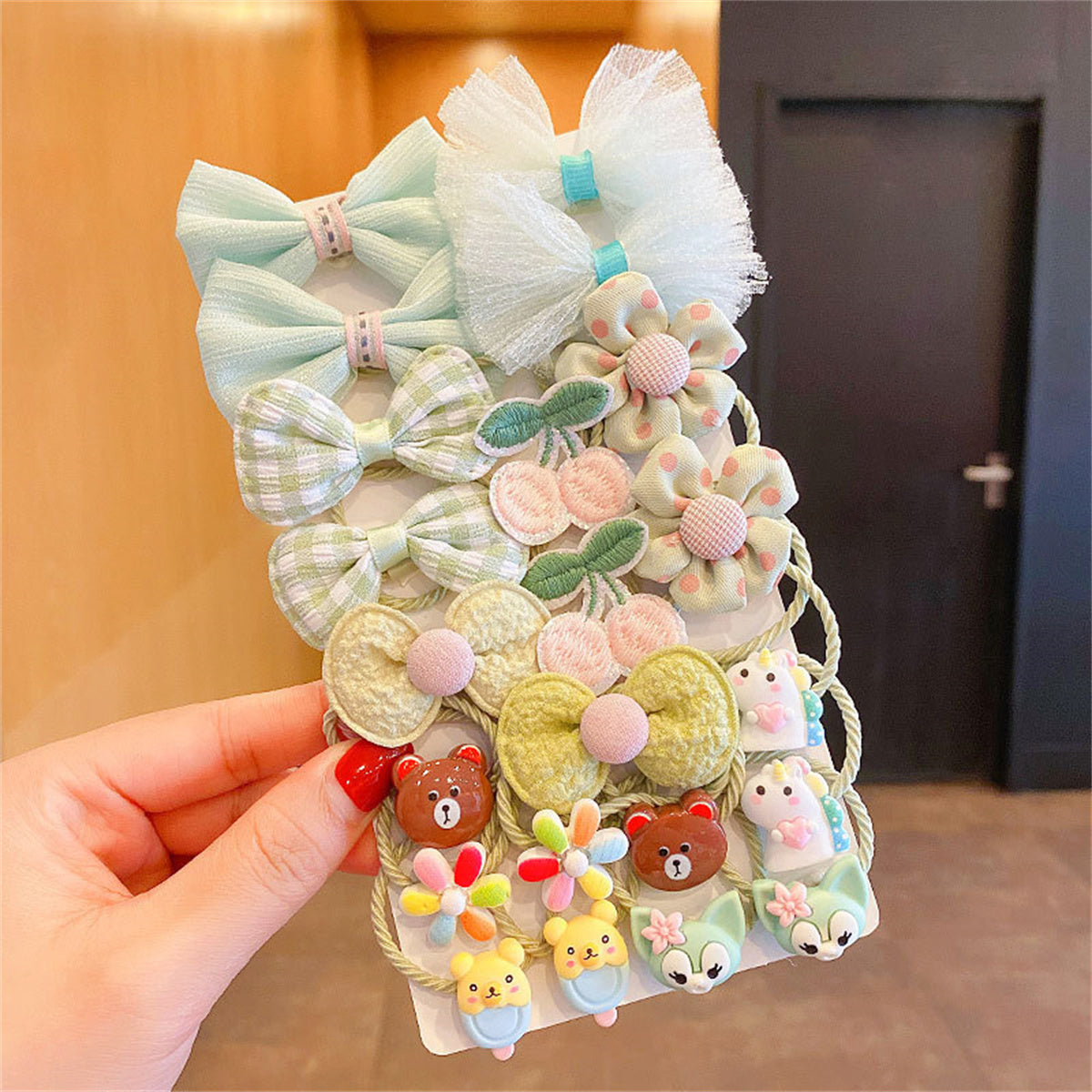 Children's 18-piece set of flower cartoon pattern hairpins