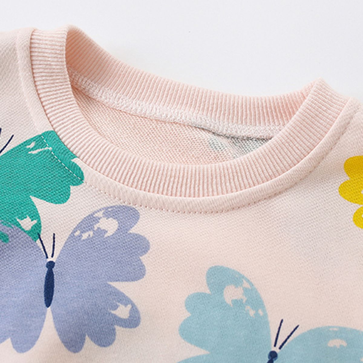 Girls sweatshirt autumn new style small and medium children's casual round neck long sleeve bottoming shirt children's clothing