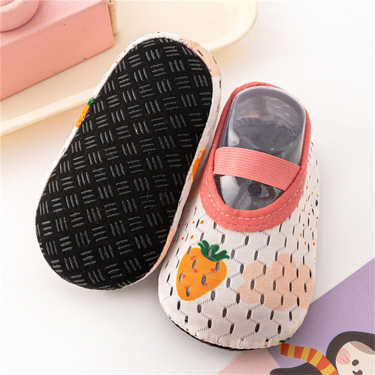 Baby and Toddler Anti-Slip Floor Socks with Exquisite Cartoon Patterns