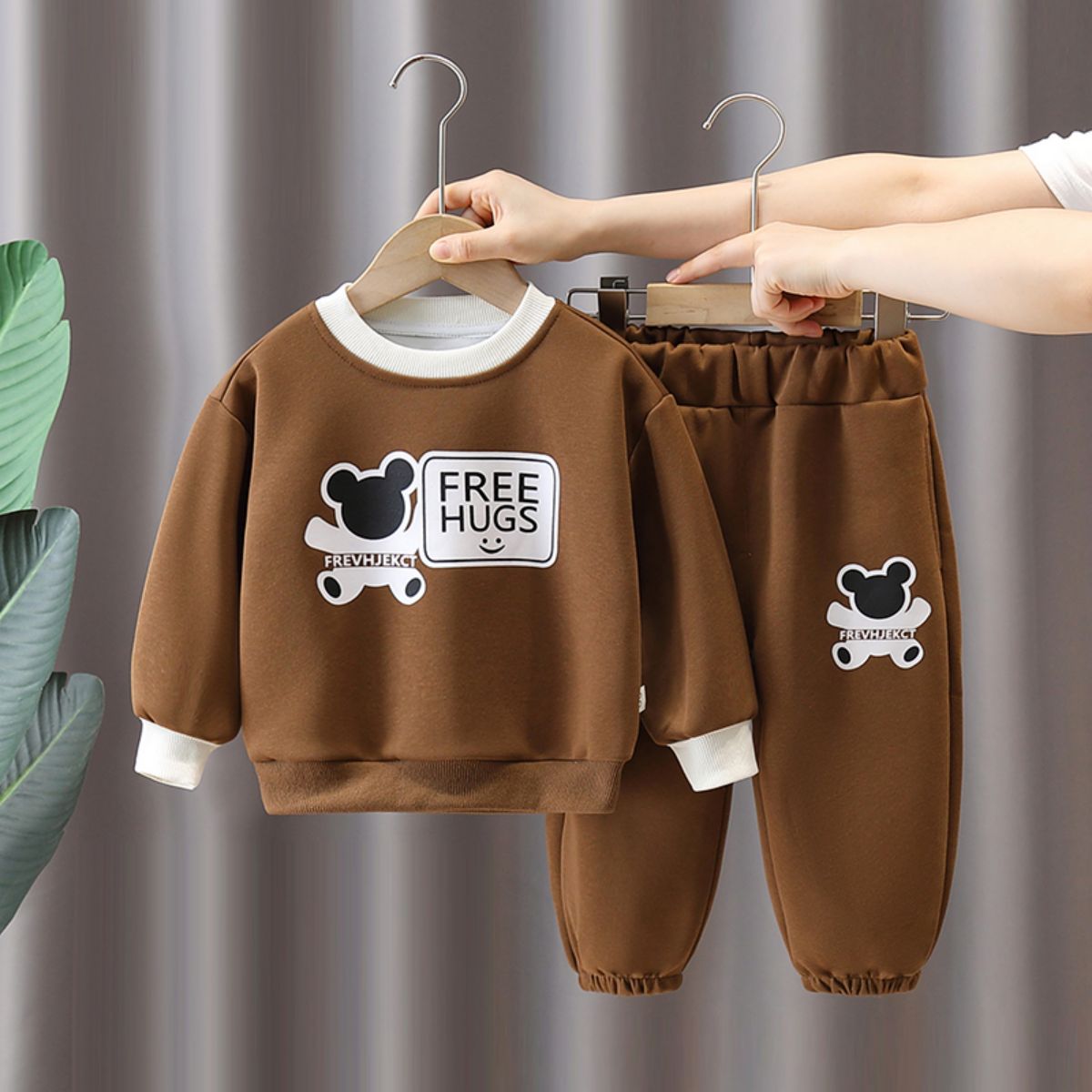 Boys Spring and Autumn Sweater Suit New Children Spring and Autumn Sports Trend Handsome Boys Small Children Western Style