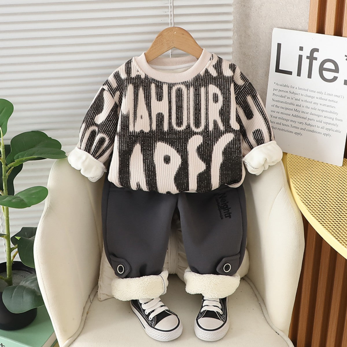 New style boys autumn and winter plus velvet sweater suit casual style handsome children's winter clothes thickened clothes