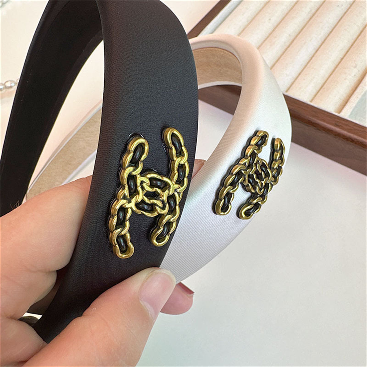 Women's exquisite temperament style high head top small letter headband