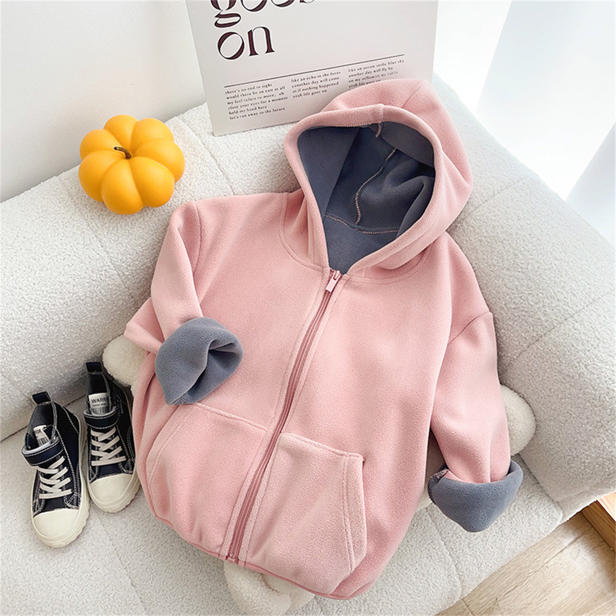 Thickened warm tops for middle and large children in autumn and winter, casual hooded outerwear