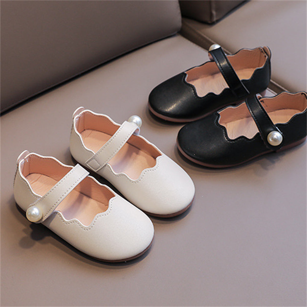 Children's girls' simple sweet style solid color pearl soft bottom breathable college flat leather shoes