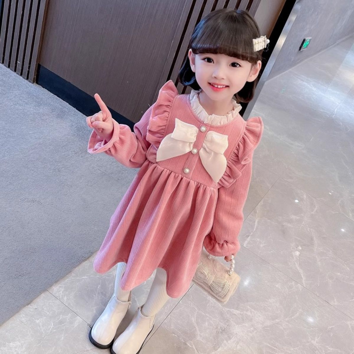 New sweet bow dress autumn and winter children's fashionable mid-length skirt