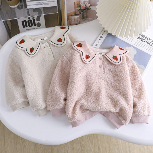 Girls cute sweatshirt autumn and winter new plush wool tops small and medium children&#39;s strawberry soft waxy doll collar POLO shirt trend