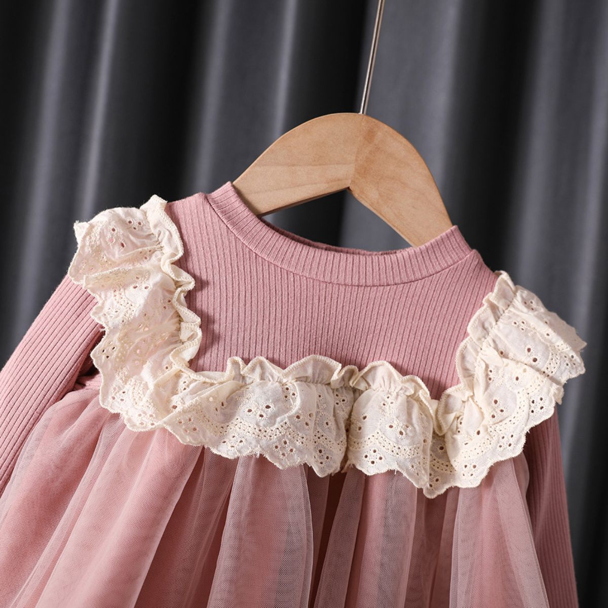 Girls Spring and Autumn New Princess Dress Cotton Fashion Long Sleeve Dress Tulle Dress