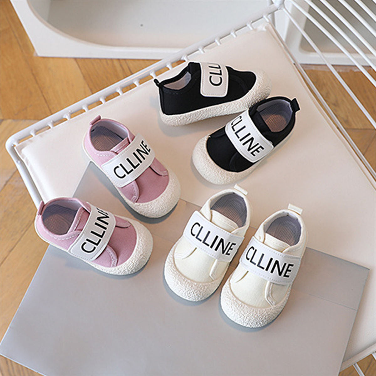 Autumn solid color letter style low-top canvas shoes for boys and girls