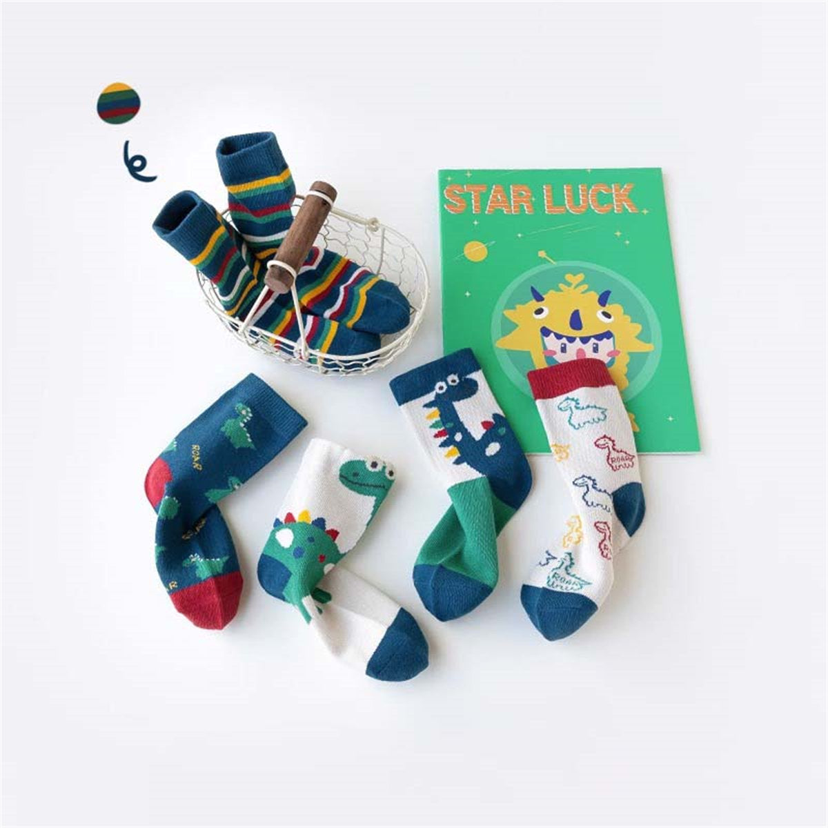 Children's boys cartoon dinosaur pattern bright color autumn and winter cotton socks