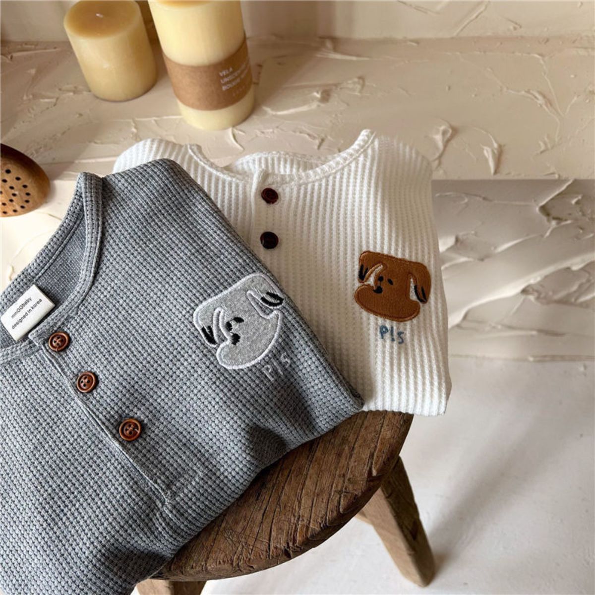 Children's pullover round neck sweatshirt new spring and autumn boys waffle embroidery small and medium children's cartoon long-sleeved T-shirt