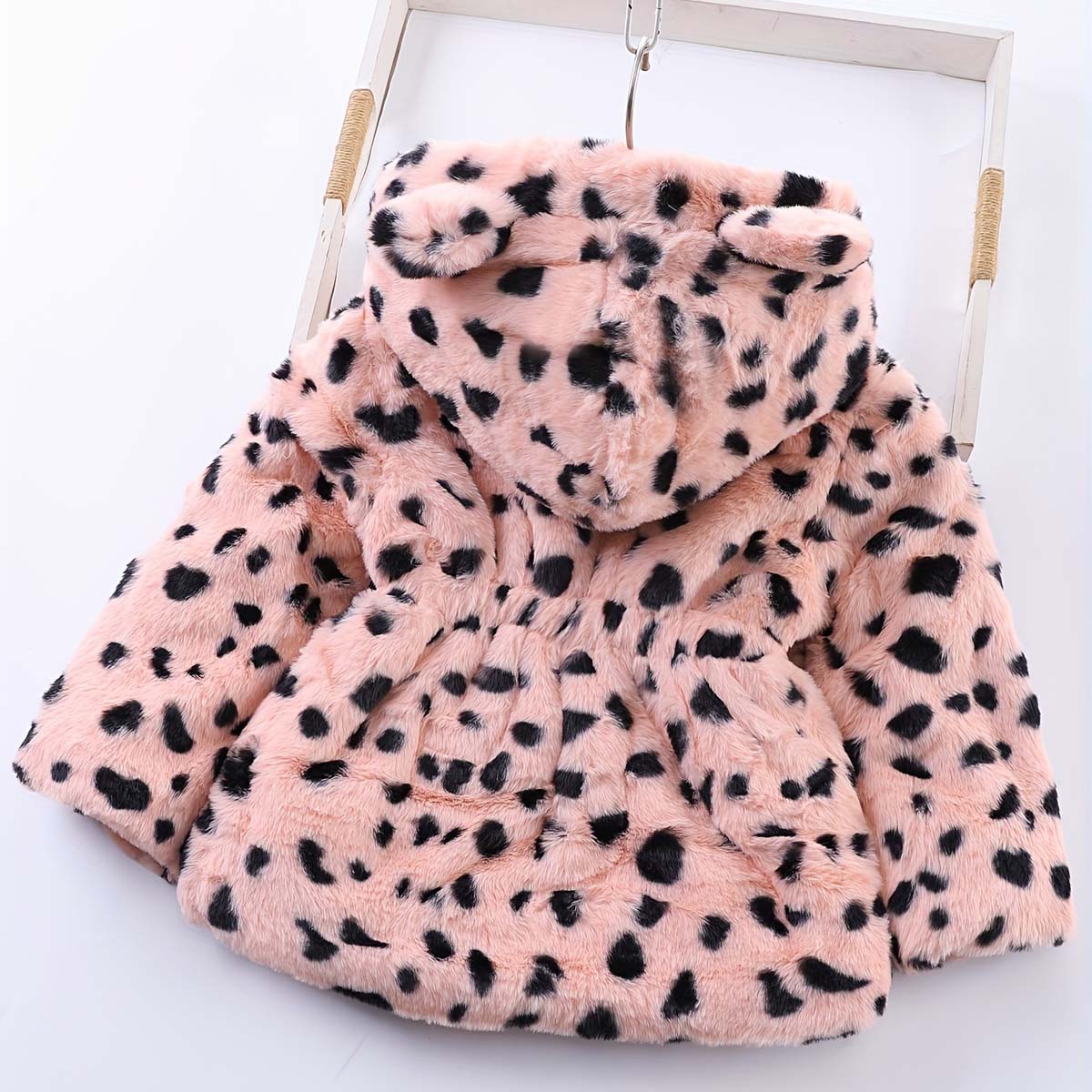 Autumn and winter new arrival girls cartoon cow fur coat children's hooded warm coat