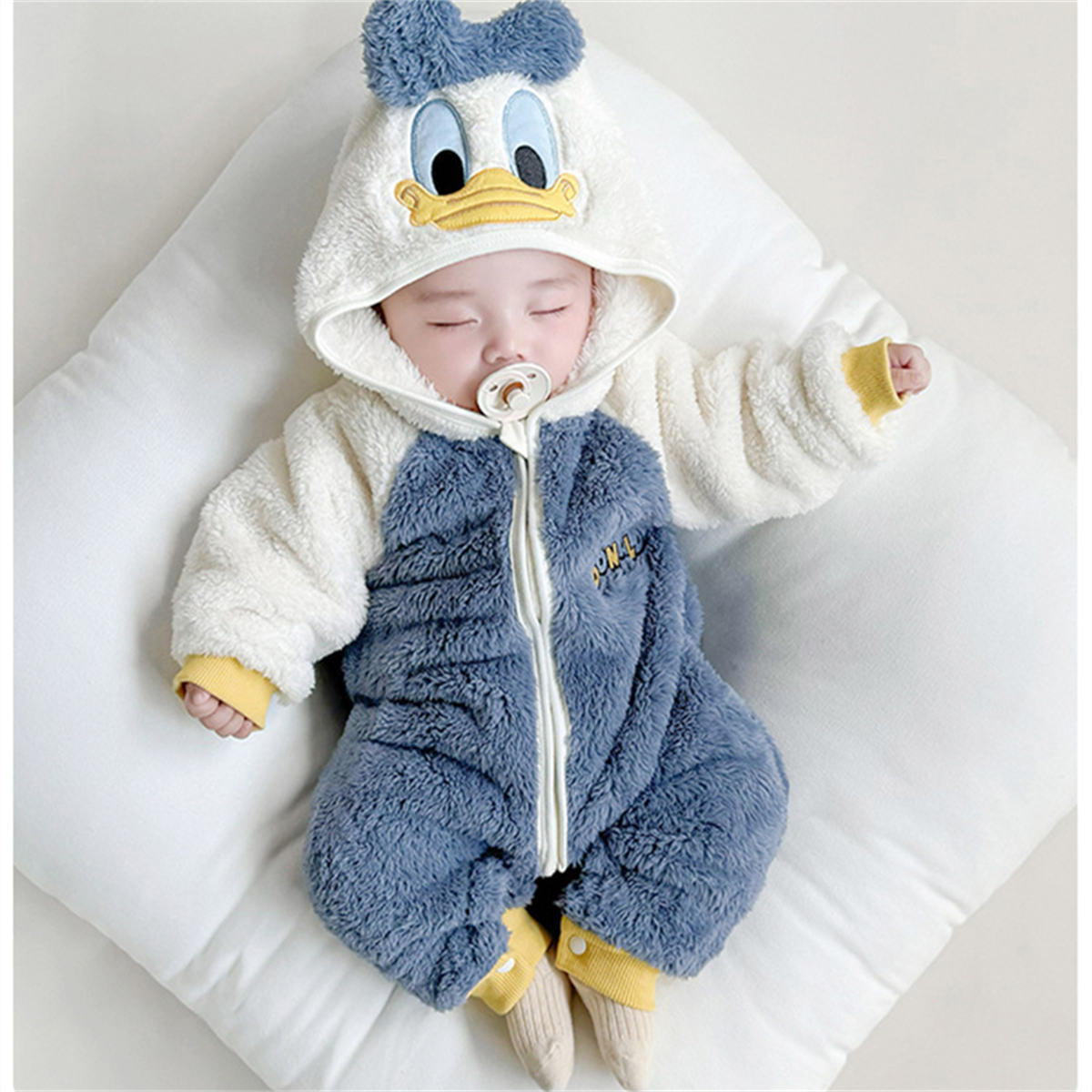 Boys and girls plus velvet warm cartoon North American fleece hooded romper