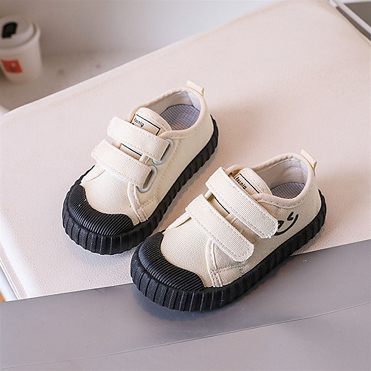 Children's and boys' smiley face colorful casual low-top canvas shoes