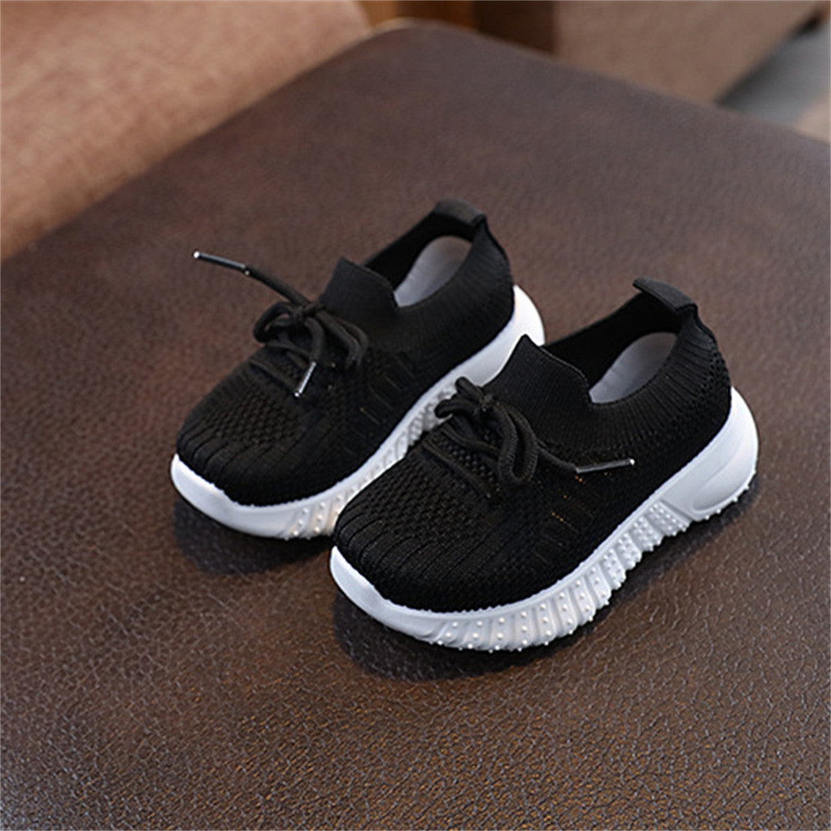 Children's solid color slip-on comfortable sports shoes