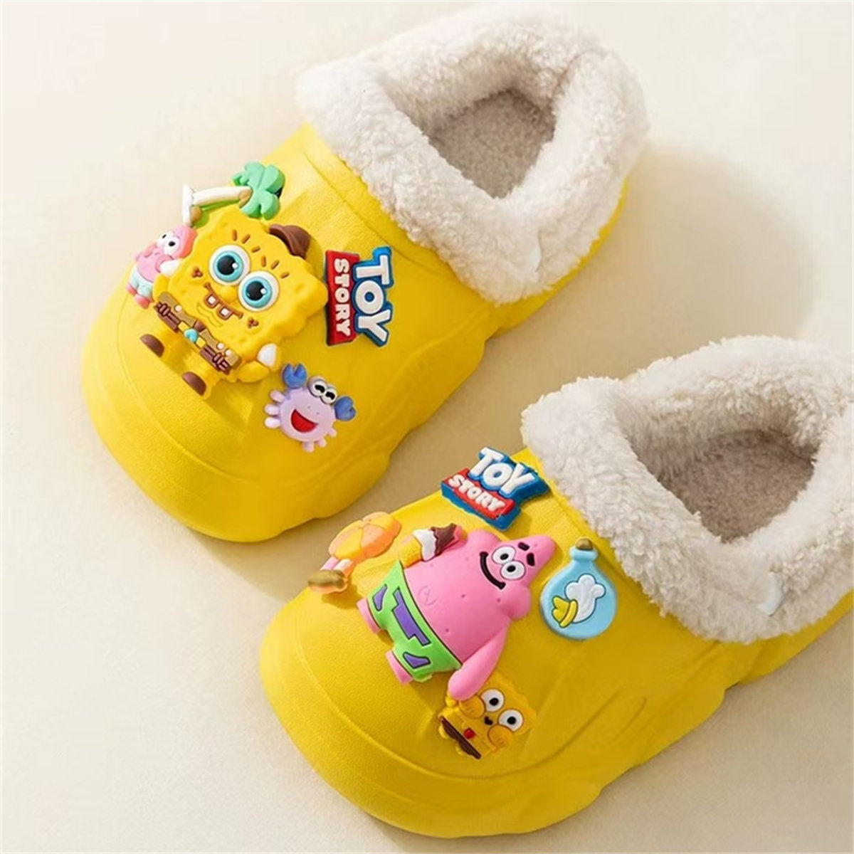 Children's autumn and winter boys and girls' SpongeBob SquarePants plush warm furry shoes non-slip soft bottom closed toe cotton slippers