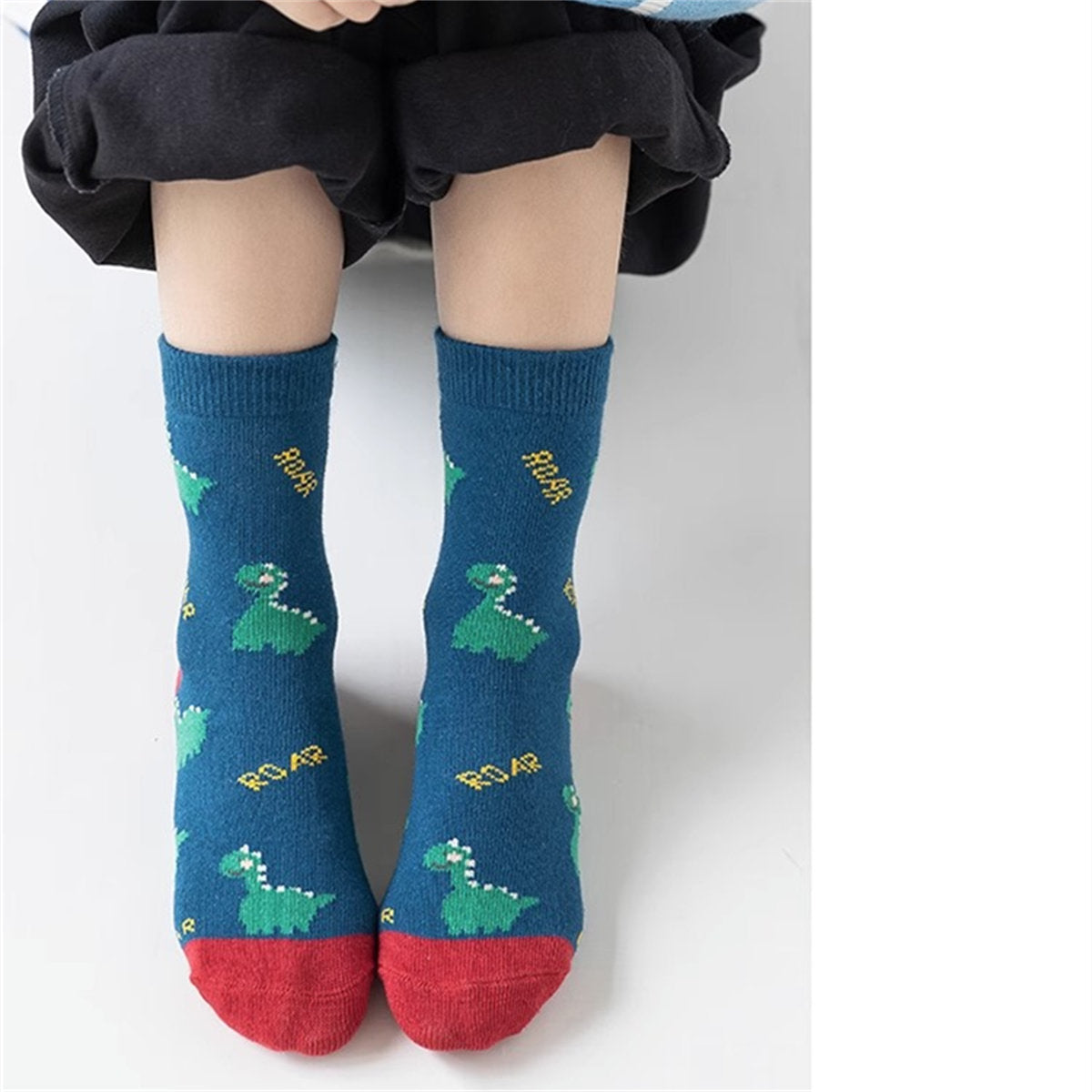 Children's boys cartoon dinosaur pattern bright color autumn and winter cotton socks