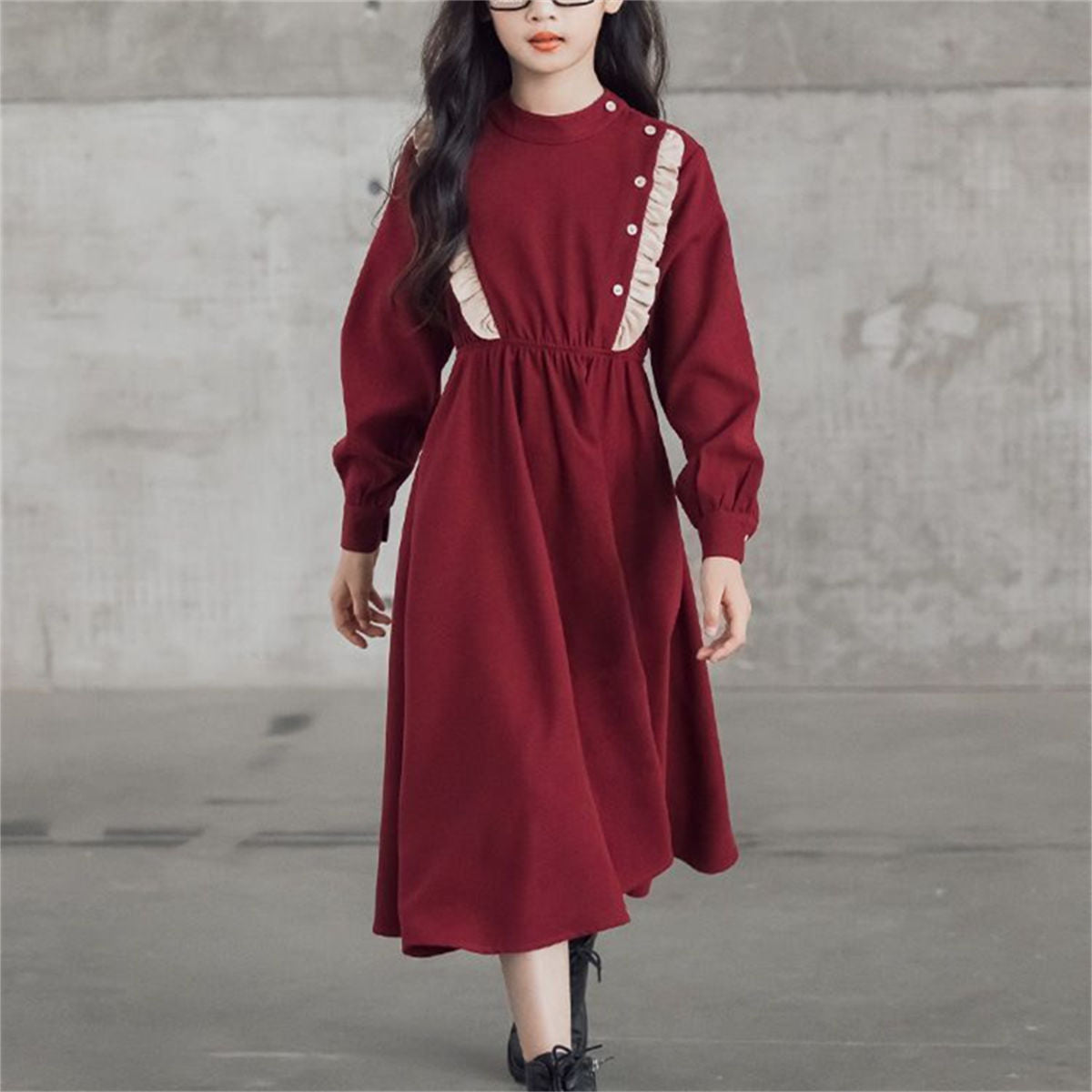 Autumn temperament style broken lace fashionable long-sleeved dress for middle and large girls