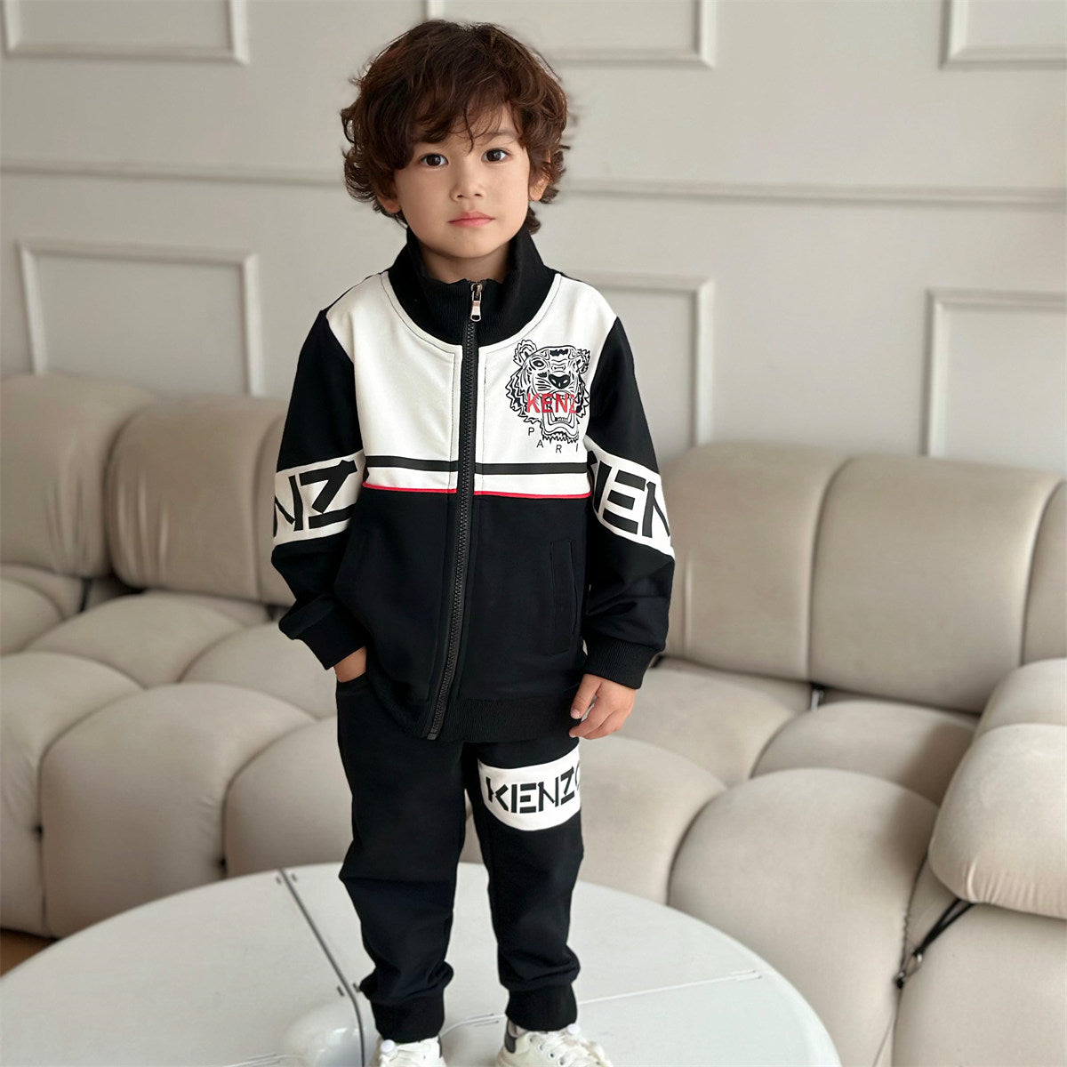 Fashion Letter Zipper Jacket Casual Sports Suit