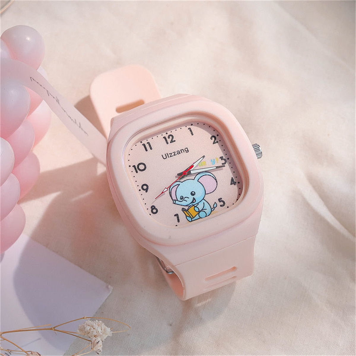 Children's boys and girls cute Dumbo student time silicone casual electronic watch