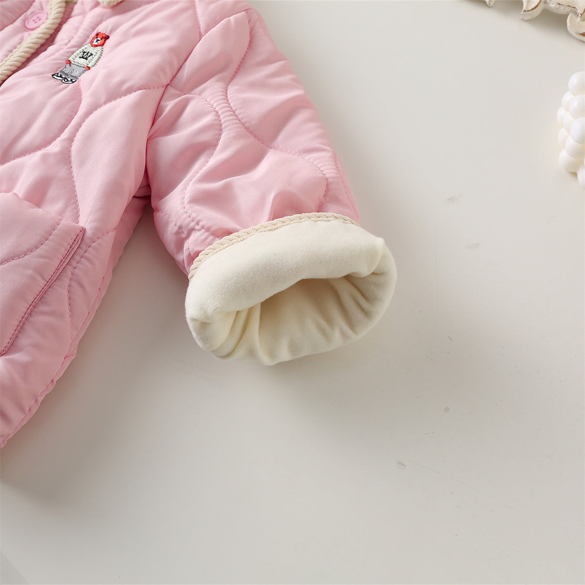 Children&#39;s cotton-padded jacket for girls in autumn and winter, new style, fashionable and casual, plus velvet, baby girl winter clothing, warm cotton-padded jacket