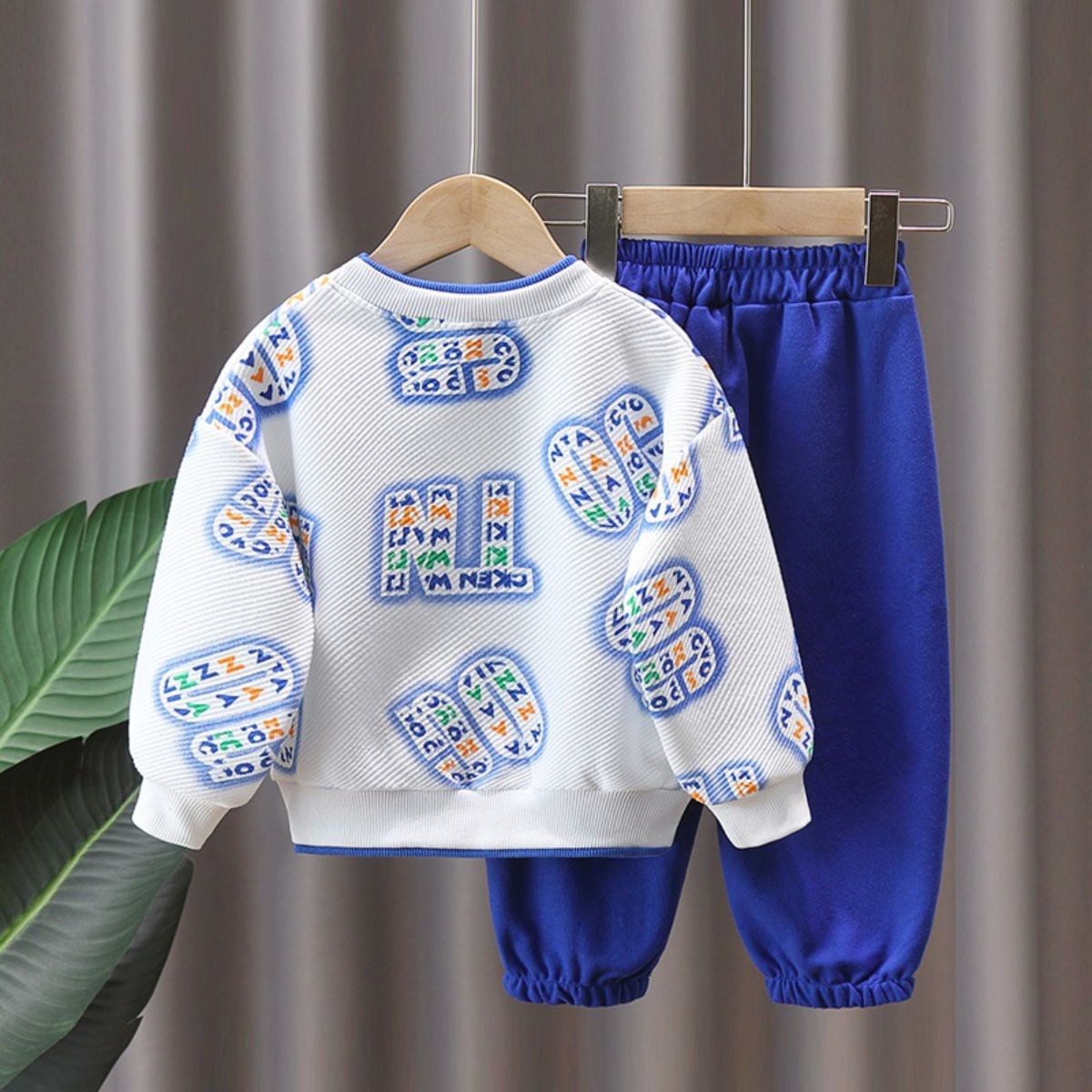 Spring and autumn boys suit autumn clothes middle and large children long-sleeved fake two-piece sweatshirt casual pants sportswear two-piece suit