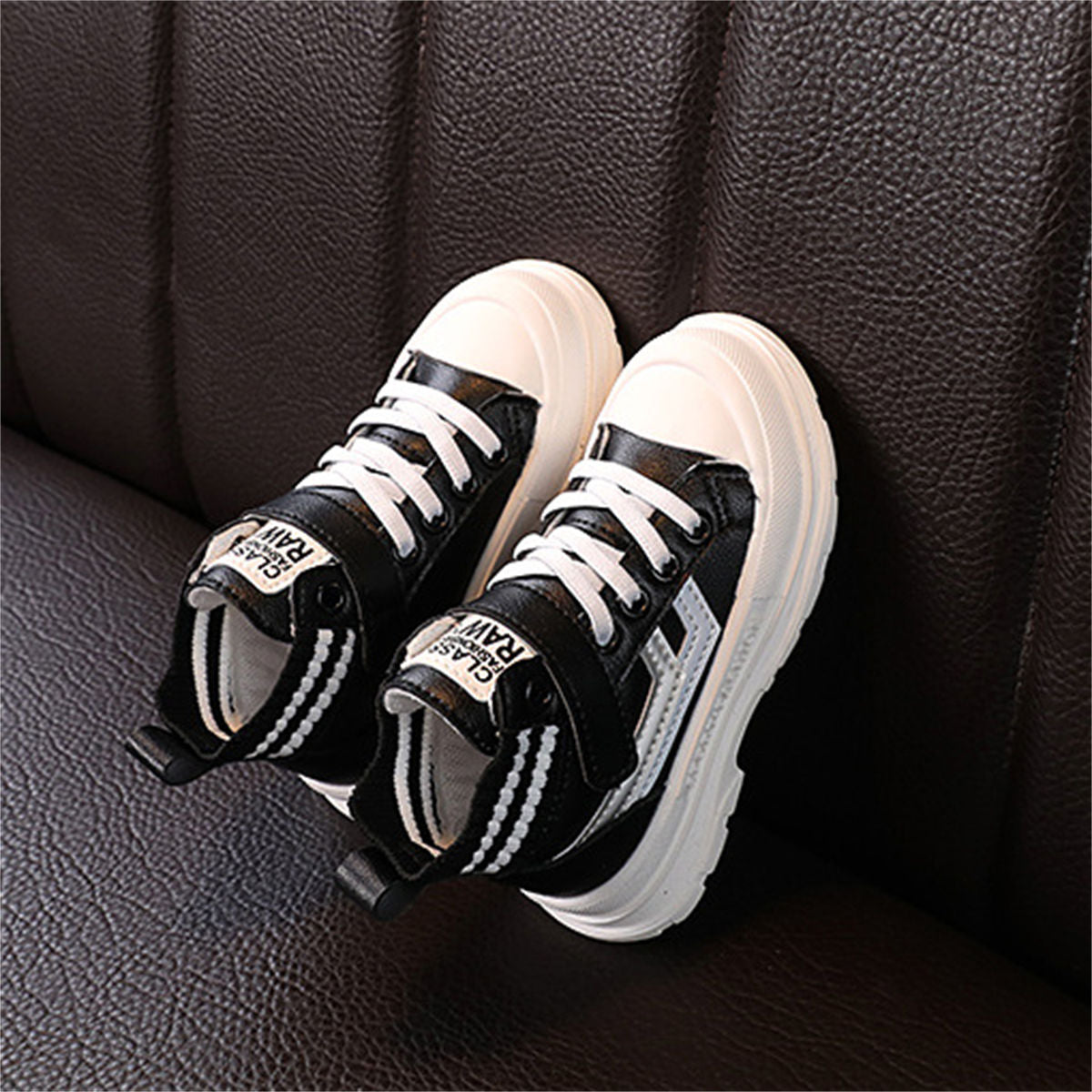 Children&#39;s and boys&#39; autumn color matching fashion casual Velcro high-top canvas shoes