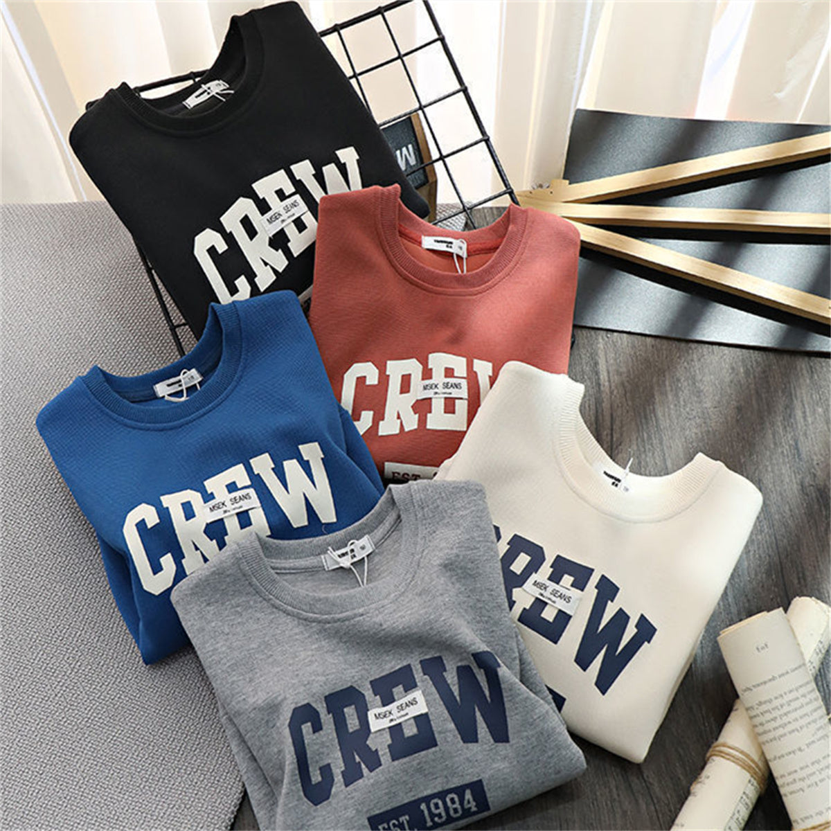 Pure cotton letter print sweatshirt for middle and large children in spring and autumn, loose and versatile, casual